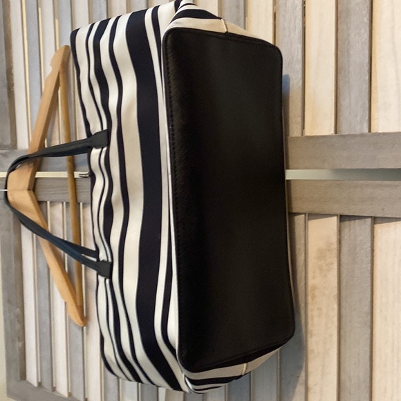 Kate Spade tote - Picture 7 of 8